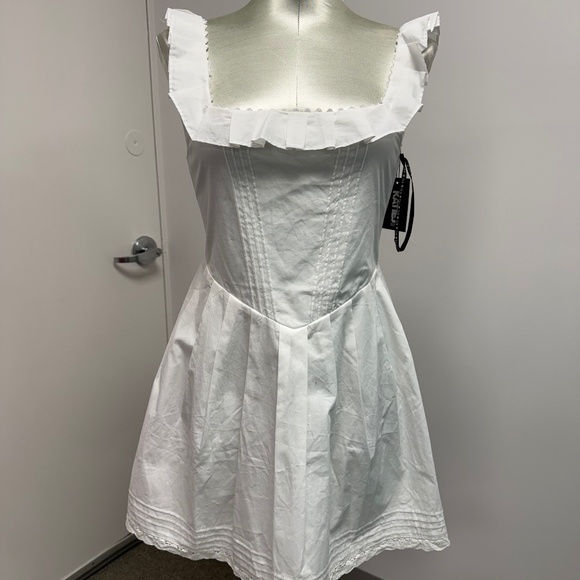 Katie J NYC Dresses & Skirts - NWT Katie J NYC JUNIOR MABEL SWEET COTTON DRESS